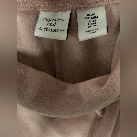 Top Pants Cupcakes & Cashmere Pink FULL SET Soft Fabric Elegant Design SZ Medium - Picture 15 of 16